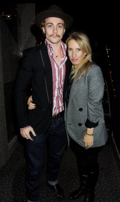 Aaron Johnson pic #608010